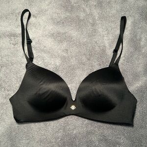 Victoria's Secret Black Bra with Gold Accent “So Obsessed”